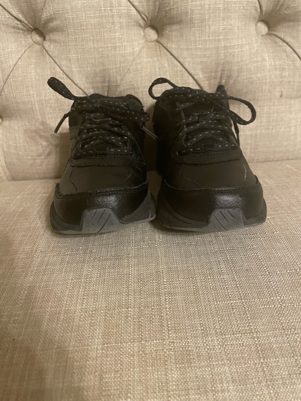 On Clouds 7 Women’s Black Athletic Sneakers - Casual Everyday Comfort